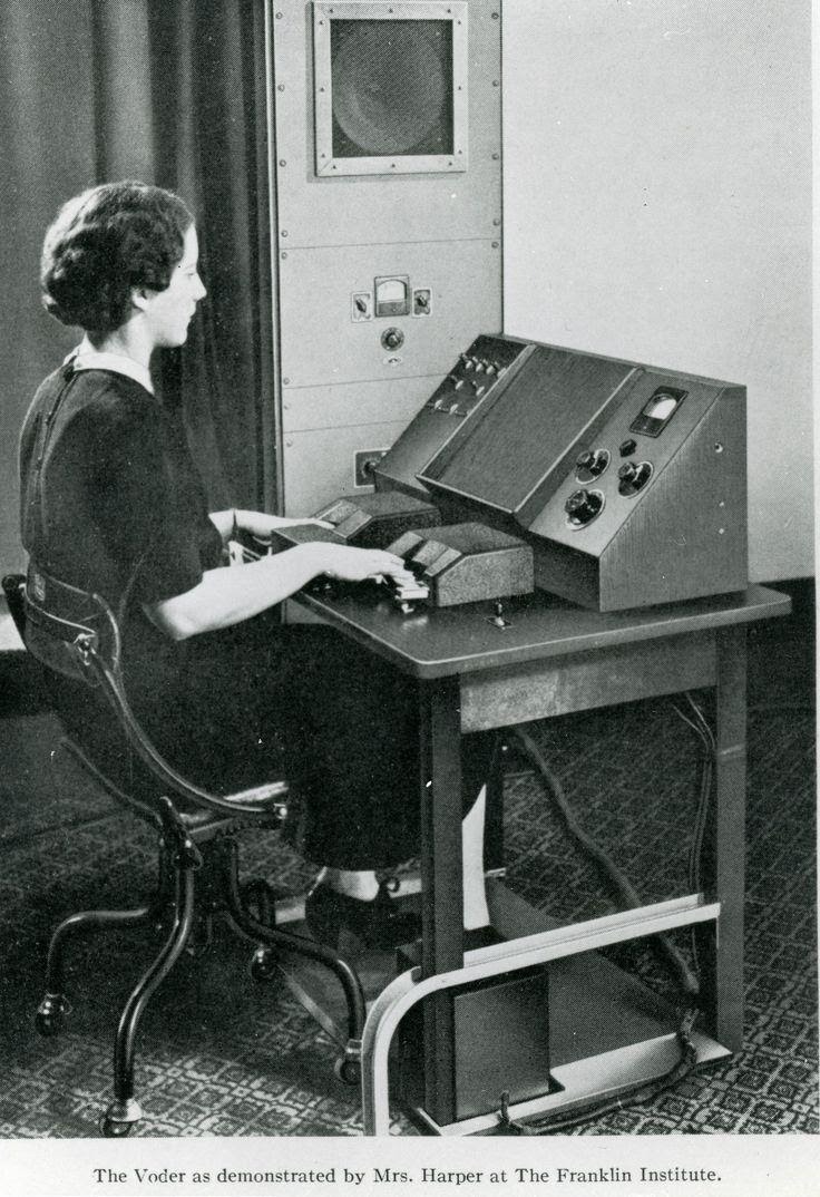 Первый электронный синтезатор речи — Voder